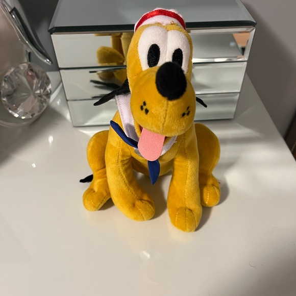 DISNEY  Pluto - Picture 2 of 4